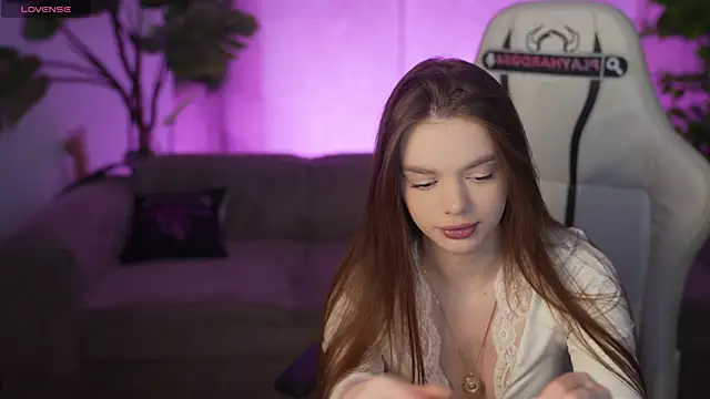 Snapshot of Zlata_Sky chatting on June 2, 2:41 pm Zlata Sky online show from June 2, 2:41 pm