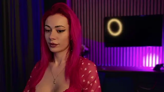 Snapshot of KaylieRosse chatting on February 15, 6:04 pm KaylieRosse online show from February 15, 6:04 pm