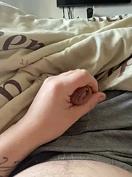 twankletoes1234 online show from March 23, 9:57 am