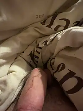 twankletoes1234 online show from April 3, 9:35 pm