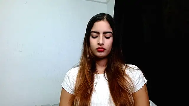 Snapshot of Nicol_xx1 chatting on May 12, 5:26 am Nicol xx1 online show from May 12, 5:26 am
