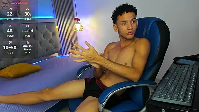 Snapshot of JDWhite18 chatting on February 7, 3:54 am JDWhite18 online show from February 7, 3:54 am