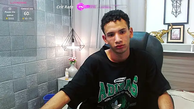 Snapshot of JDWhite18 chatting on February 16, 2:40 am JDWhite18 online show from February 16, 2:40 am