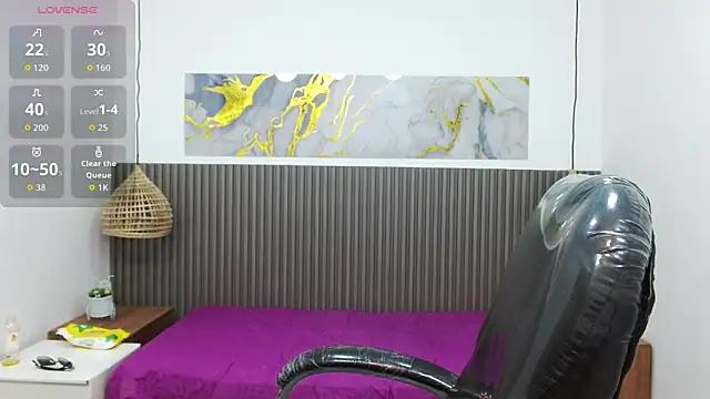 Snapshot of JDWhite18 chatting on February 17, 3:58 am JDWhite18 online show from February 17, 3:58 am