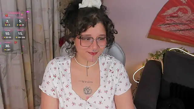 Snapshot of Sylvara_bx chatting on May 14, 11:39 am Sylvara bx online show from May 14, 11:39 am