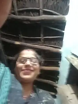 Snapshot of Manu_mehta chatting on June 20, 6:11 pm Manu mehta online show from June 20, 6:11 pm