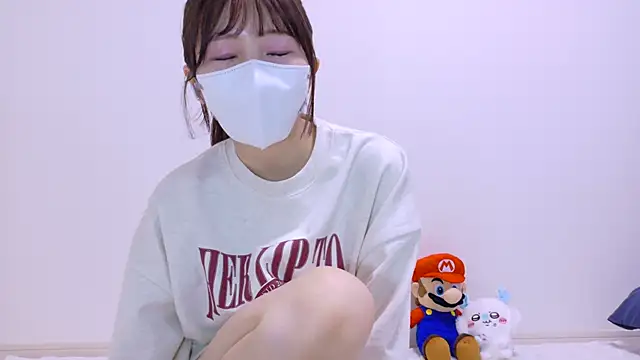 Snapshot of The_Ami_jp chatting on March 2, 7:48 am The Ami jp online show from March 2, 7:48 am