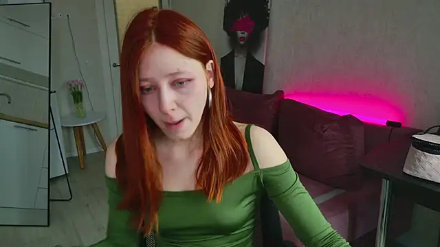 Weisser Moon online show from March 3, 5:35 am