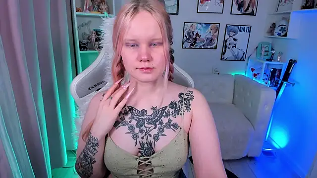 AnnieVibe online show from April 11, 5:39 pm