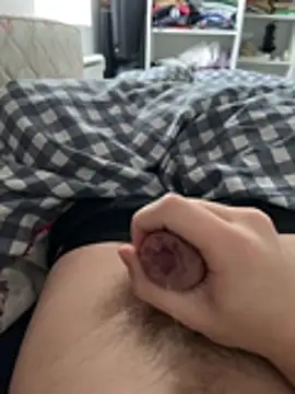 Snapshot of Enzo_2763 chatting on February 8, 10:40 am Enzo 2763 online show from February 8, 10:40 am