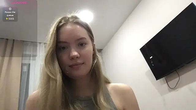 lola boo online show from February 17, 3:40 pm