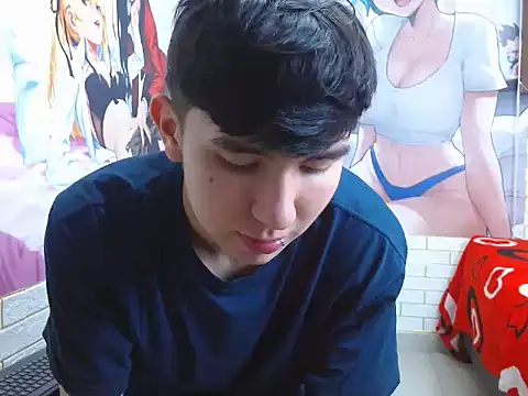 Snapshot of massimoferrera303av chatting on February 4, 6:36 pm massimoferrera303av online show from February 4, 6:36 pm