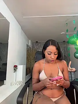 Alahia Betancurr online show from March 19, 12:31 pm