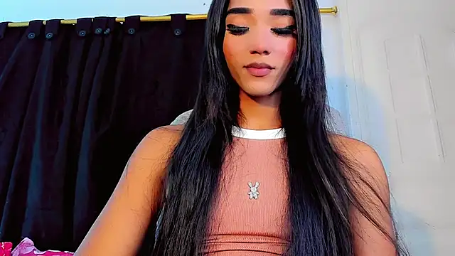 Babyestrella  online show from April 13, 1:11 am