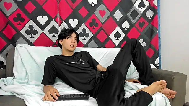 Steerlingxvx online show from February 7, 1:20 am