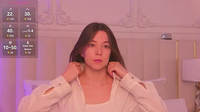 AlisseMoore online show from April 16, 6:25 am