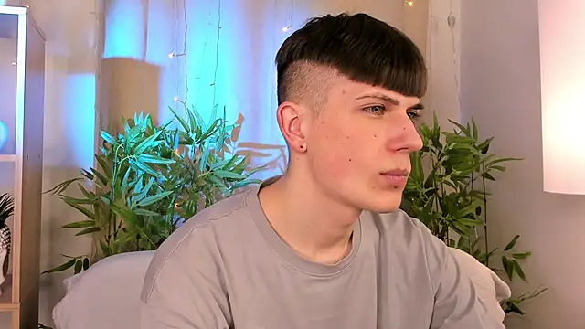 Rony Joy online show from April 9, 8:36 pm