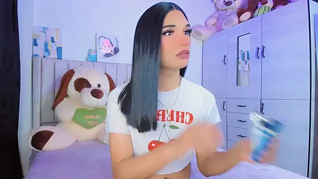 Snapshot of baby_cleo_ chatting on February 3, 2:53 am baby cleo online show from February 3, 2:53 am