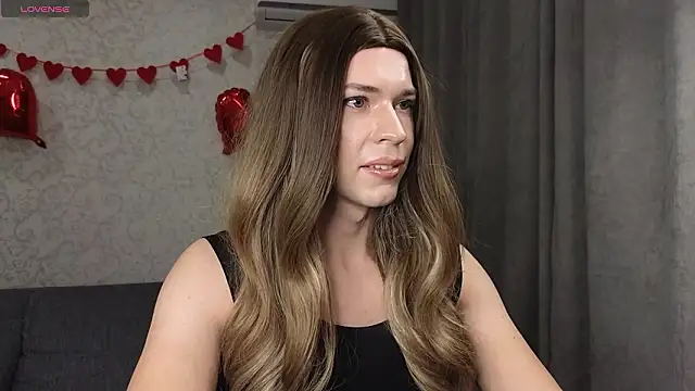 Snapshot of Anna_inHear chatting on February 27, 8:42 pm Anna inHear online show from February 27, 8:42 pm