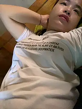 Snapshot of Myimy chatting on February 28, 4:46 am Myimy online show from February 28, 4:46 am