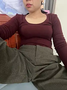 Yinini online show from March 14, 2:28 am