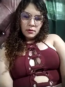 Snapshot of Ambrcrazzy6 chatting on May 7, 9:20 pm Ambrcrazzy6 online show from May 7, 9:20 pm