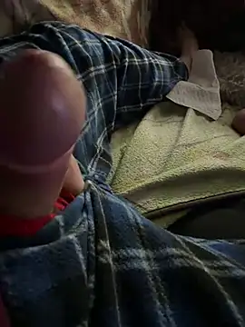 Snapshot of mgross8966 chatting on February 7, 9:02 am mgross8966 online show from February 7, 9:02 am