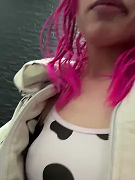 Maaddy LS online show from February 17, 7:42 pm