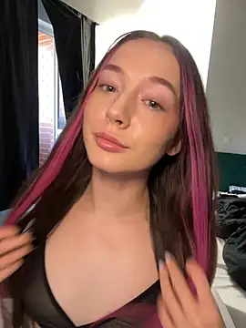 Snapshot of OliviaMorgan_ chatting on May 27, 9:39 am OliviaMorgan online show from May 27, 9:39 am