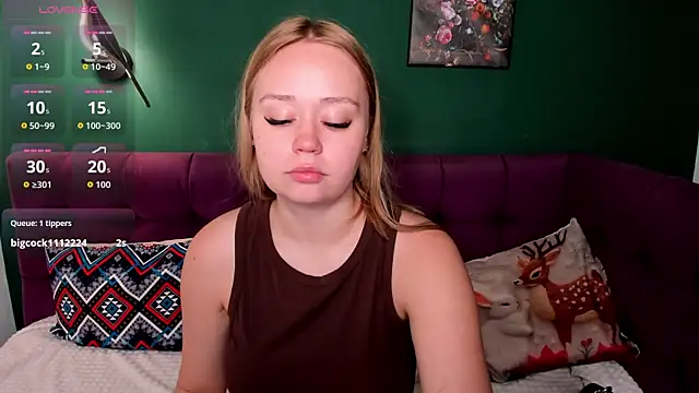 Snapshot of BellaAiry chatting on June 11, 1:38 am BellaAiry online show from June 11, 1:38 am