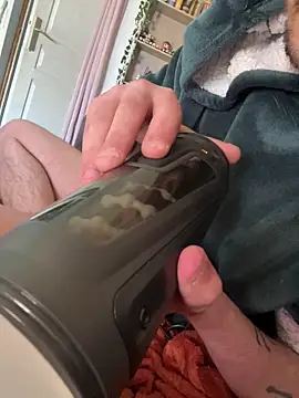 Piratee666 online show from April 8, 7:19 am