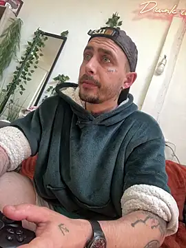 Piratee666 online show from April 9, 6:41 am