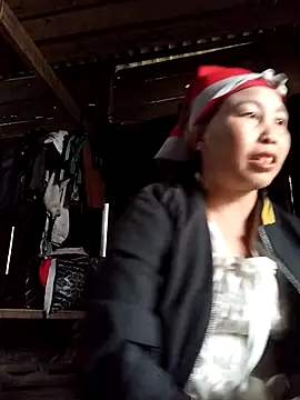 lena-cute online show from February 12, 9:04 am