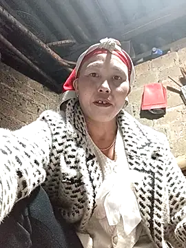 lena-cute online show from February 16, 12:45 pm