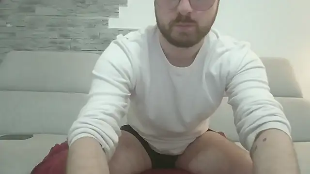 Snapshot of ItalianAlex chatting on March 8, 7:50 pm ItalianAlex online show from March 8, 7:50 pm