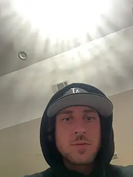 xxlivecouple online show from February 19, 5:47 am