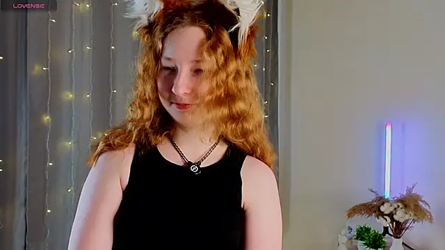 Snapshot of MaraButtrey chatting on July 5, 3:23 am MaraButtrey online show from July 5, 3:23 am