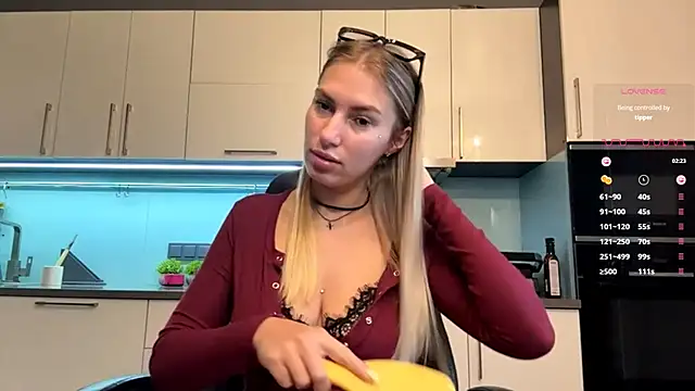 SoftnessMila online show from June 29, 8:20 pm