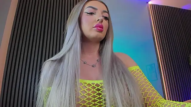 MissObsidian online show from March 5, 9:00 pm