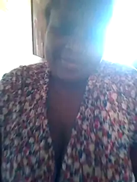bonny1634 online show from May 3, 9:43 pm