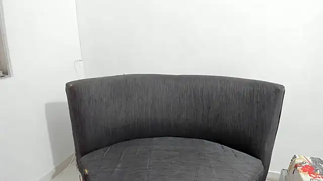 Snapshot of OSITA_1992 chatting on February 25, 3:10 pm OSITA 1992 online show from February 25, 3:10 pm