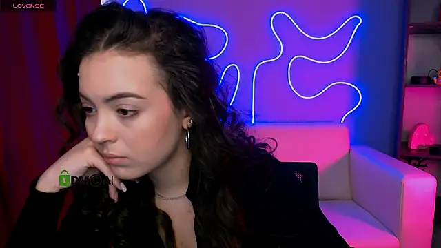 Snapshot of jennifer_sheil chatting on February 24, 10:35 am jennifer sheil online show from February 24, 10:35 am