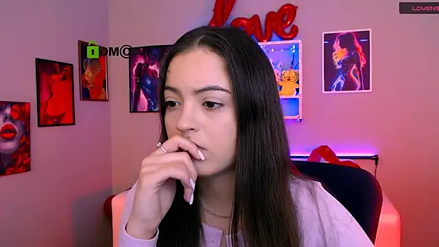 Snapshot of jennifer_sheil chatting on March 3, 10:21 am jennifer sheil online show from March 3, 10:21 am