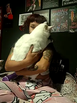 GingerLara online show from March 4, 1:55 am