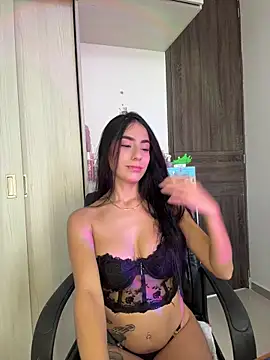 Snapshot of Juanitaa04 chatting on February 25, 4:27 pm Juanitaa04 online show from February 25, 4:27 pm