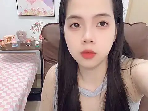 Snapshot of Dawn-2 chatting on February 11, 2:55 pm Dawn-2 online show from February 11, 2:55 pm