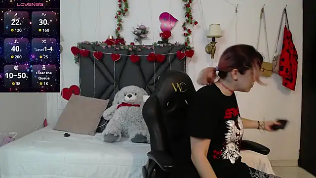 Snapshot of Sharma_Amayra chatting on March 3, 7:42 pm Sharma Amayra online show from March 3, 7:42 pm