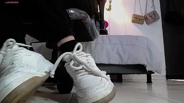 Sharma Amayra online show from March 27, 7:02 pm