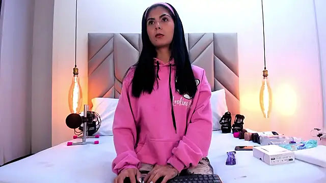 IsabellaFoox online show from March 10, 12:43 pm