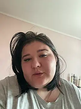 AngelKiras online show from February 6, 8:18 am